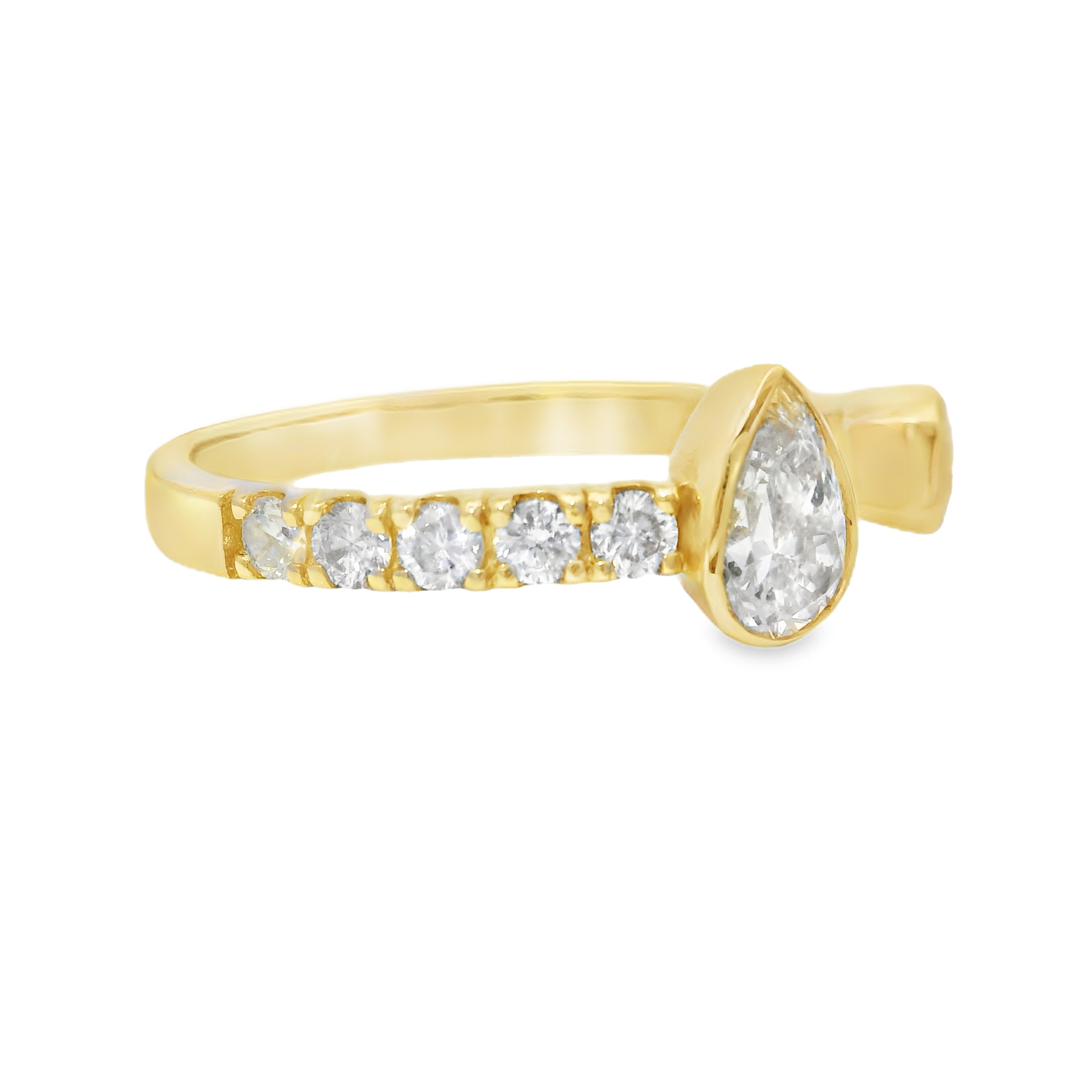 1.02CT Diamond Ring 18k Yellow Gold