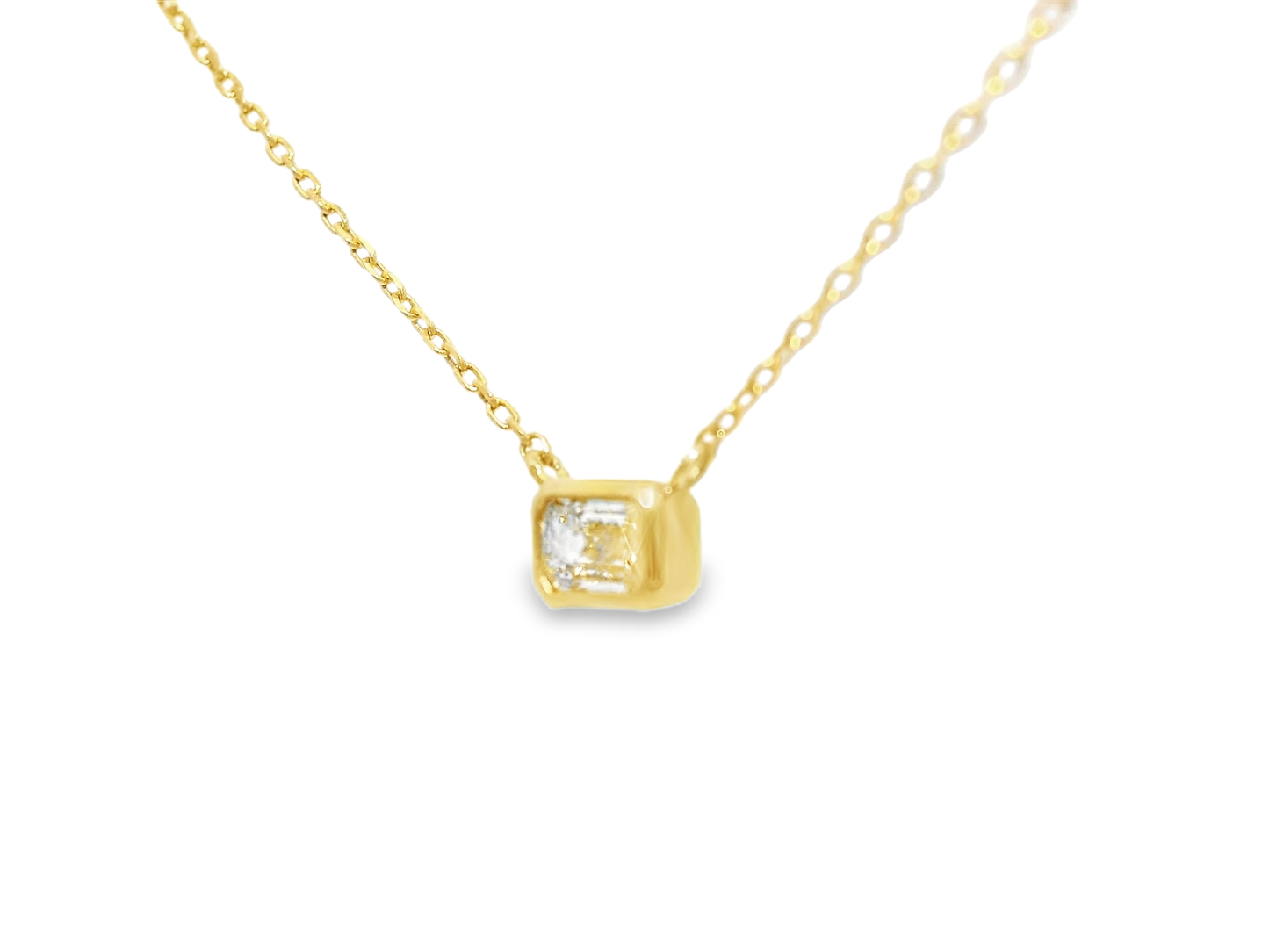 0.16CT Diamond Pendant 14k Yellow Gold