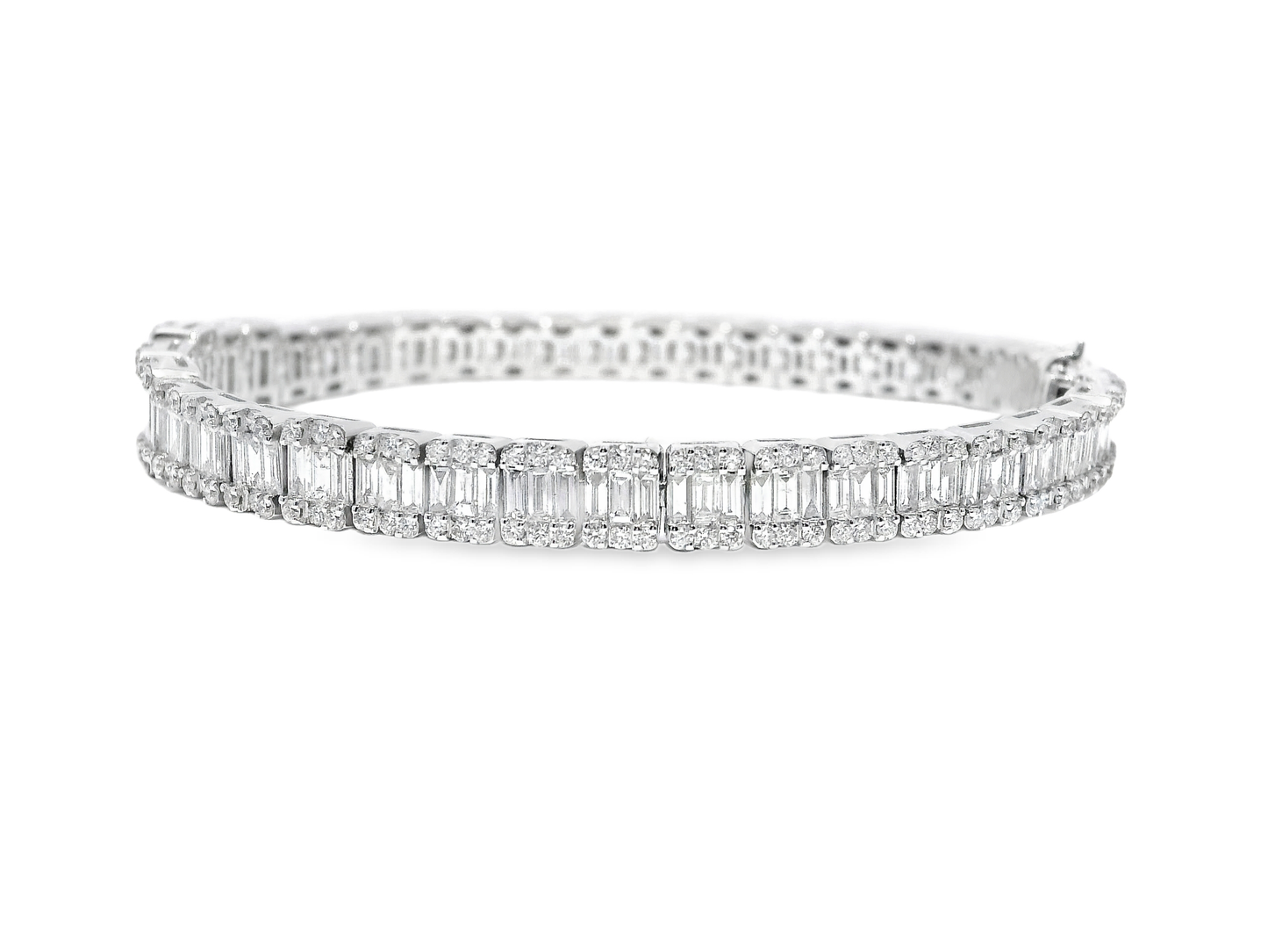7.16Ct Emerald Cut Diamond Bracelet 18k White Gold