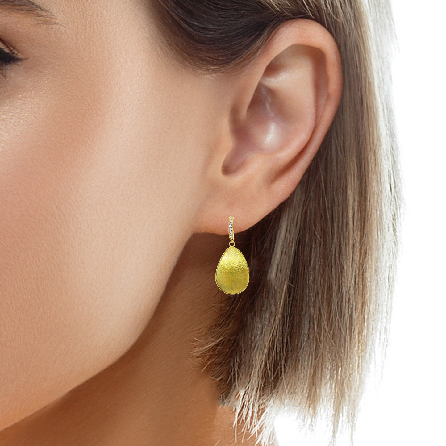 0.15CT Diamond 14k Yellow Gold Earring