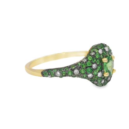 0.11CT Diamond and 0.67CT Green Garnet Sapphire Ring 14k Yellow Gold
