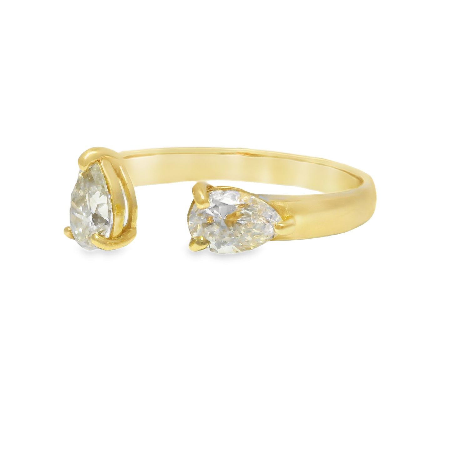 0.64CT Diamond Ring 18k Yellow Gold