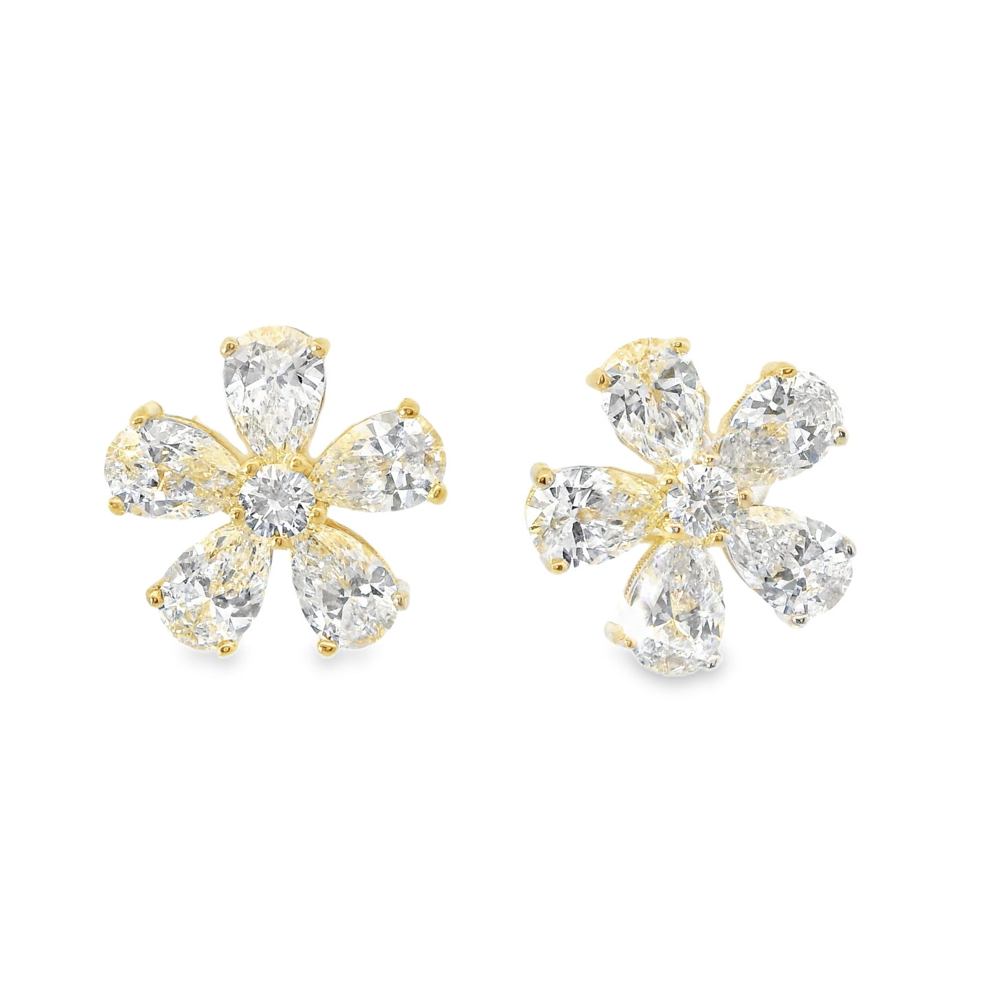 0.21CT Round 3.38CT Pear Lab Diamond Earring 14k Gold