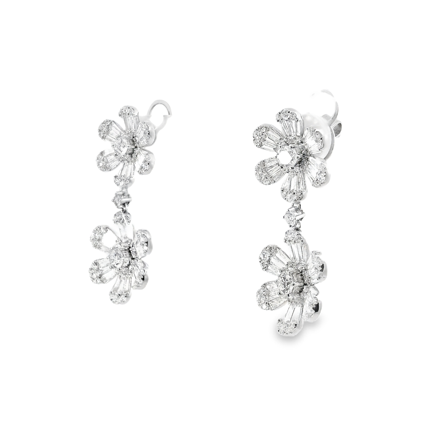 3.92CT Diamond 18k White Gold Earring