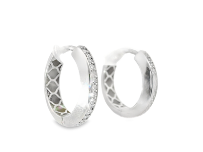 0.29 CT Diamond  18k White Gold Earring