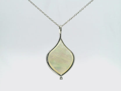 0.55CT Diamond with White MOP